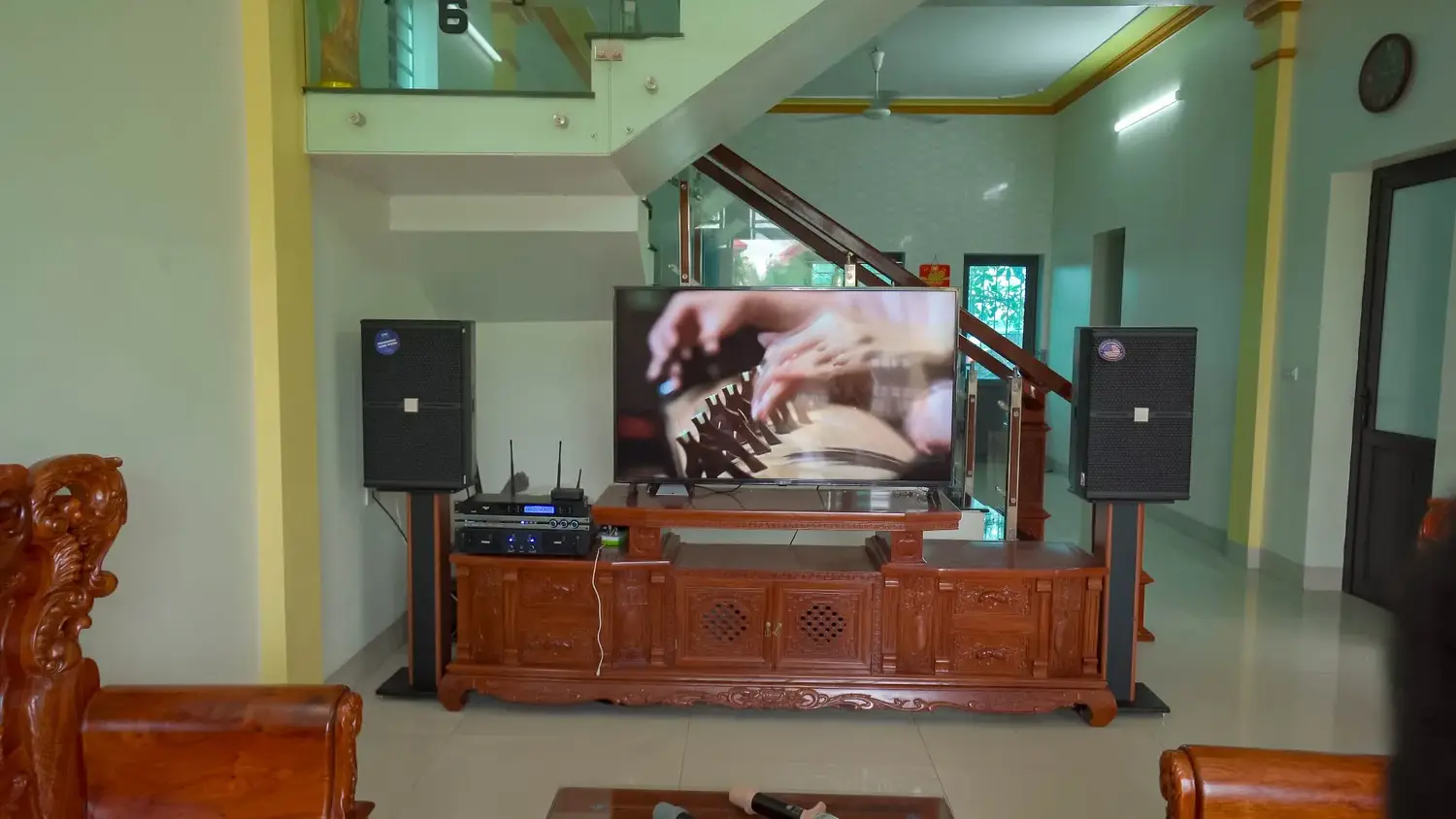Mặt trước của Dàn Karaoke CAVS TT297