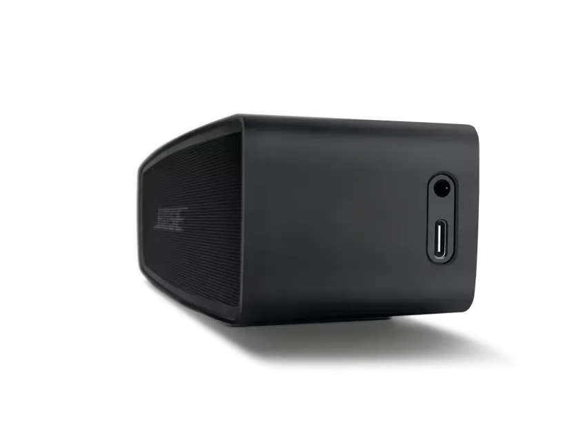 Loa Bose Soundlink Mini II cổng cắm sạc