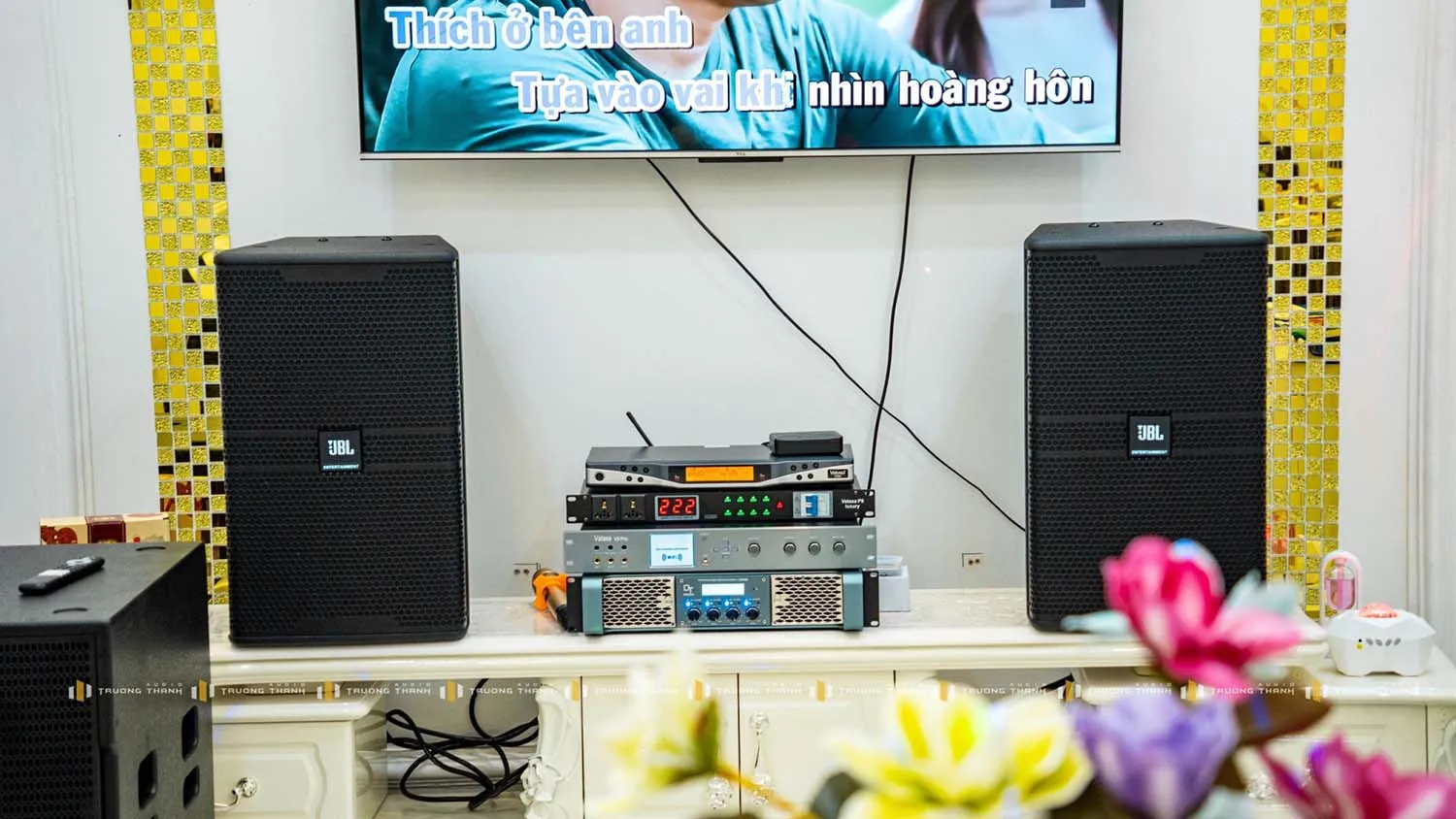 Ảnh sản phẩm Loa Karaoke JBL KP 4010 Mỹ (full bass 25cm, 2 loa 2 đường) 6