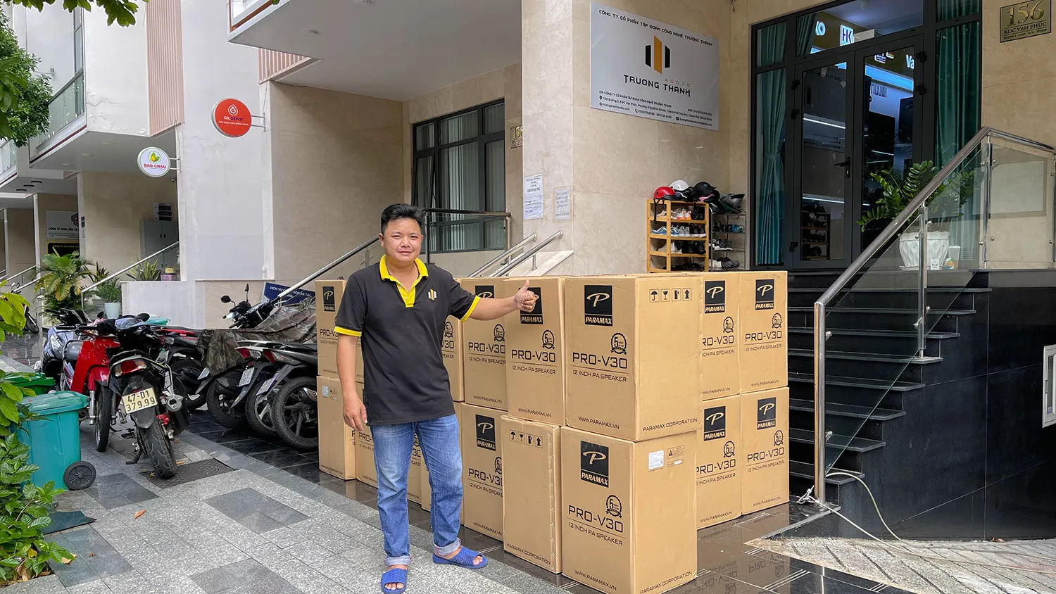 Loa Karaoke Paramax PRO V30 hàng về 1