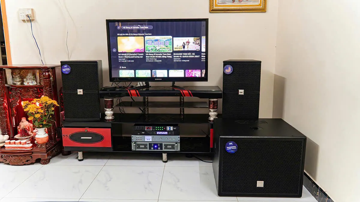Dàn karaoke CAVS TT343: (CAVS C12, Vatasa T500, Vatasa V6 Pro, Vatasa VA-2600, CAVS CS115, P9 Luxury) hình thực tế