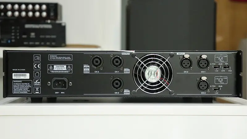 Cục đẩy HOUS TC-3815 mặt sau