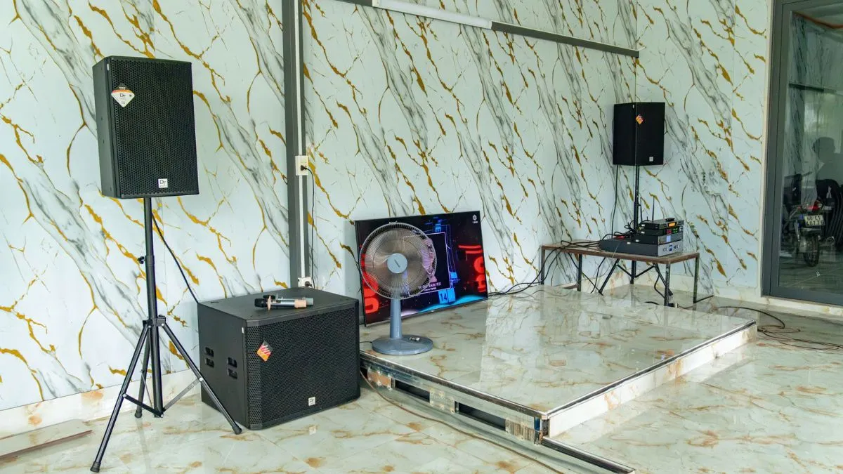 Dàn karaoke DT TT455: (DT Radius-12Pro, Vatasa T900 New, Vatasa V8 Pro, DT DH-410, DT Delta118, Vatasa P9 Luxury) lắp tại Vũng Tàu