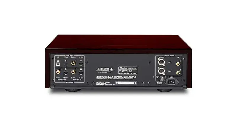Mặt sau của Đầu CD Accuphase DP720