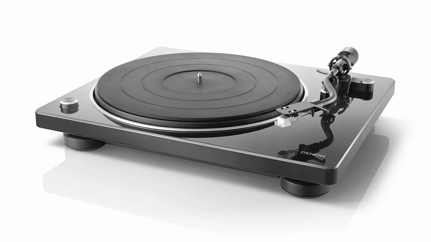 Mặt bên của Đầu đĩa than Denon DP-400