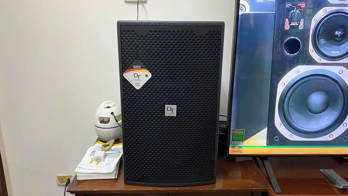 loa dt d2000 của Dàn karaoke DT TT248: (DT D2000, Vatasa T500, Vatasa V6 Pro, Vatasa VA-2600)