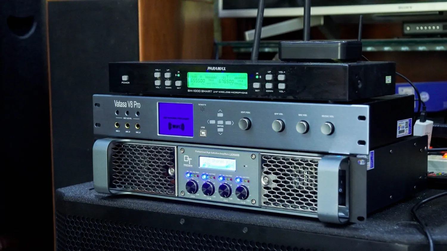 Cục đẩy công suất 4 kênh DT Lion408 ứng dụng trong dàn karaoke gia đình