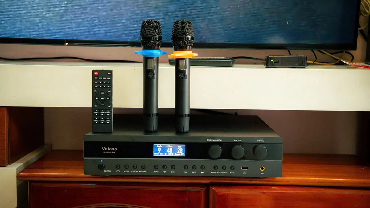 Amply BLA600 New của Dàn Karaoke JBL TT204: (JBL KI512, Vatasa Bla600 New)