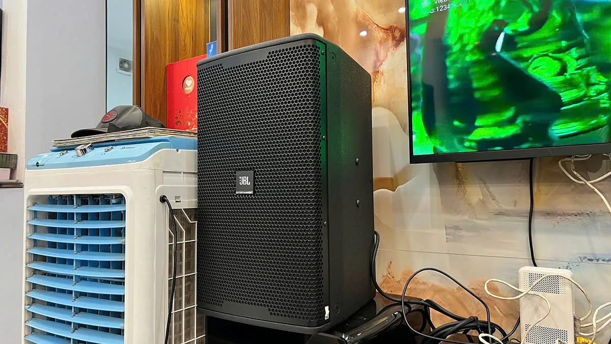 Loa karaoke chính của Dàn karaoke JBL TT469: (JBL KP6012, Vatasa T10, Vatasa V8 Pro, Vatasa DKS1004 New, DT Delta115, Vatasa P9 Limited, VietK 4K Plus 4TB)