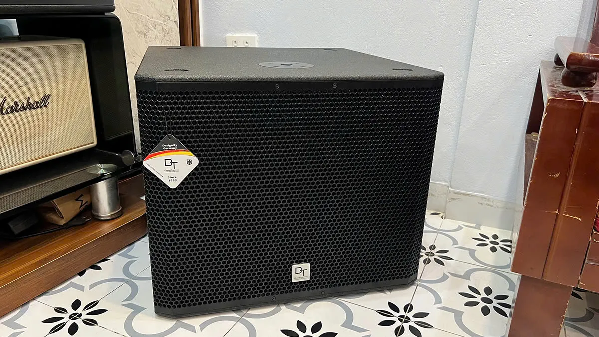 Loa sub của Dàn karaoke JBL TT469: (JBL KP6012, Vatasa T10, Vatasa V8 Pro, Vatasa DKS1004 New, DT Delta115, Vatasa P9 Limited, VietK 4K Plus 4TB)