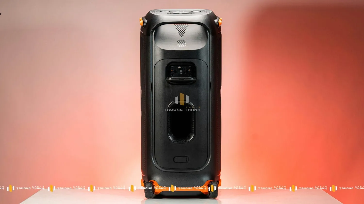 Mặt bên sau của LOA JBL PARTYBOX 710