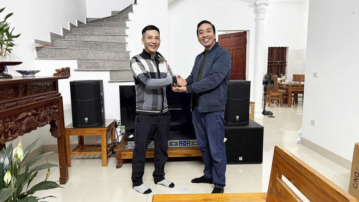 Trường Thành Audio lắp đặt Dàn karaoke JBL TT472: (JBL PRX 412M, Vatasa T900 New, Vatasa V6 Pro, Vatasa VA-4600, DT Delta115)
