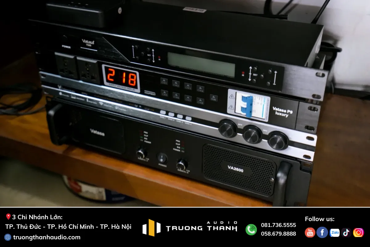 Micro, quản lý nguồn, vang số và cục đẩy công suất của Dàn Karaoke CAVS TT384