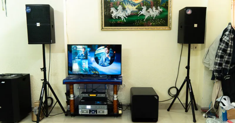 Mặt trước của Dàn Karaoke CAVS TT409