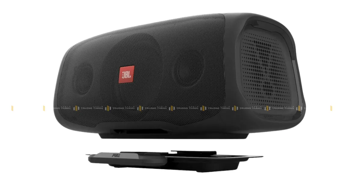 Mặt trước của Loa JBL BassPro Go