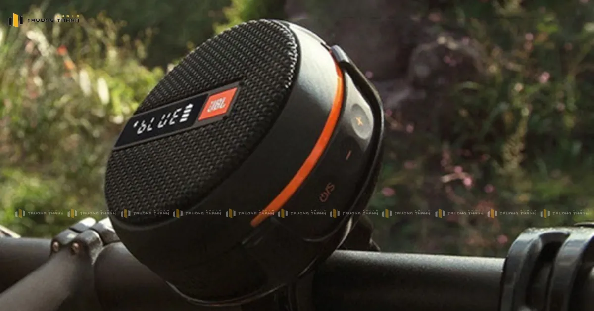 Mặt bên của Loa JBL Wind 2