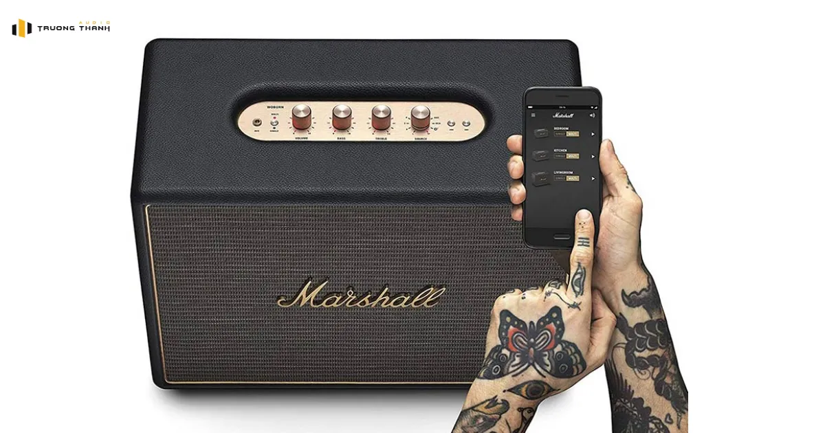 Loa Marshall Woburn Multi-Room cho phép kết nối qua điện thoại