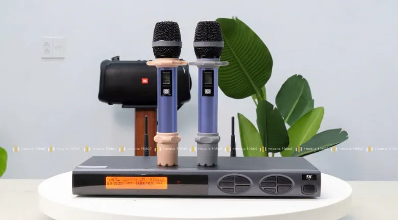 Mặt trước Micro TIT T9