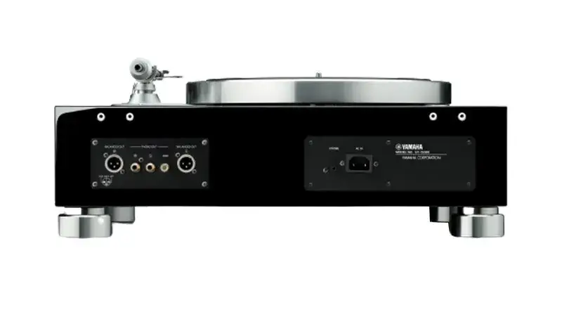 Mặt sau của Đầu đĩa than Yamaha GT-5000