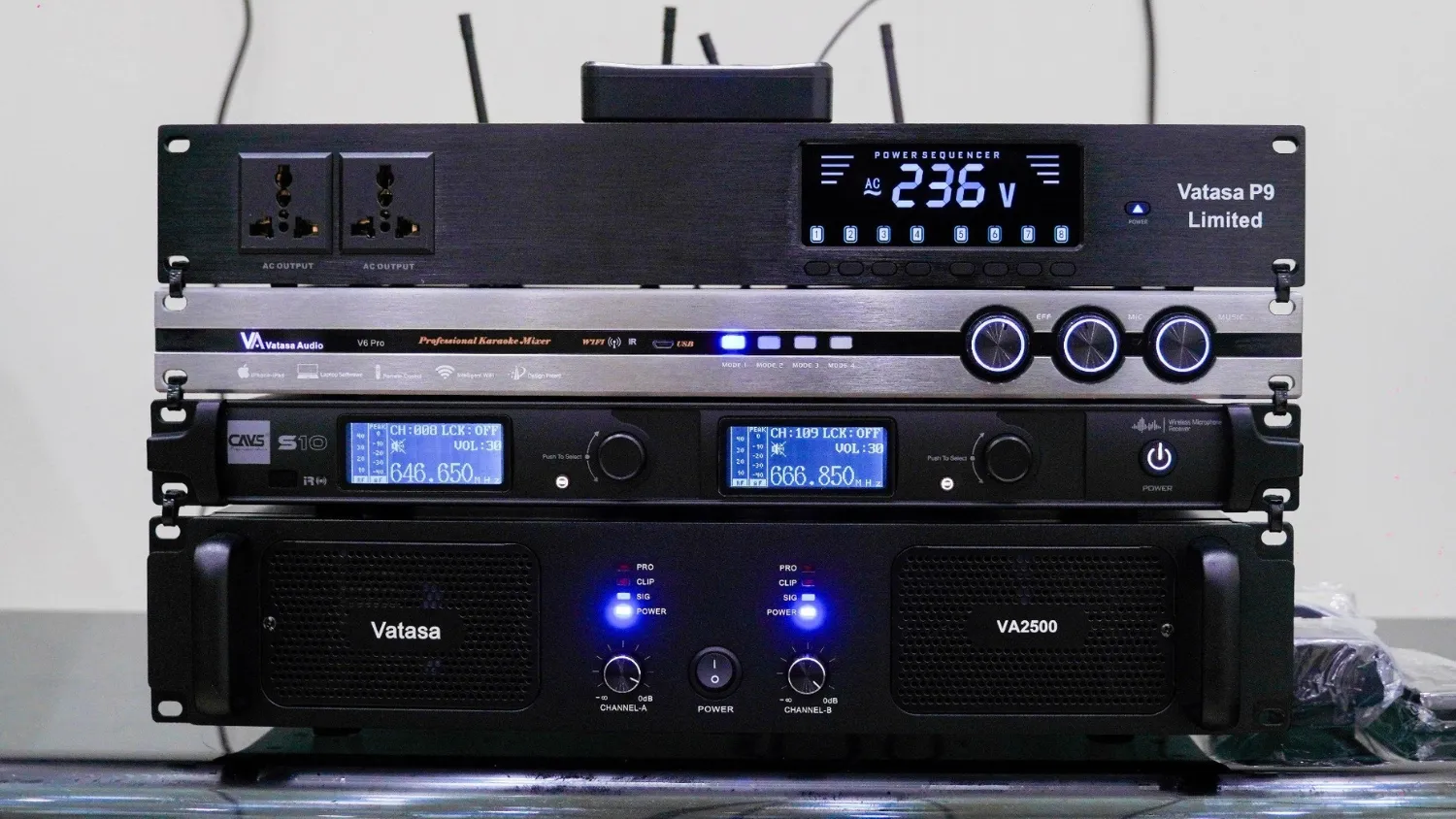 Thiết kế sang trọng và hiện đại của Vang số Vatasa V6 Pro