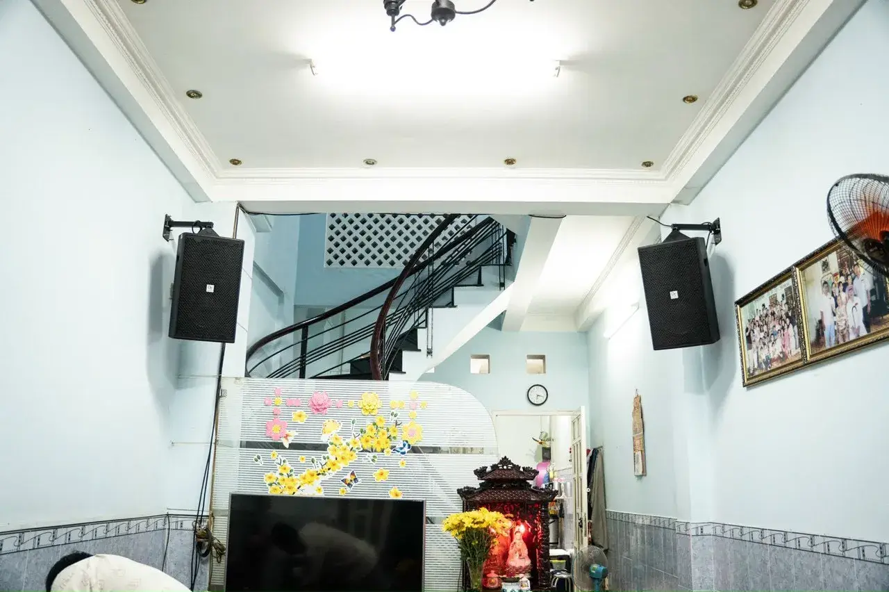 Mặt trước của Dàn karaoke DT TT165