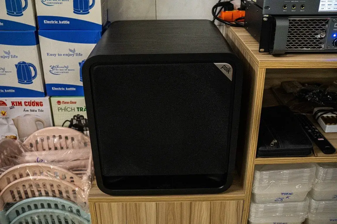 Loa sub của Dàn karaoke DT TT182