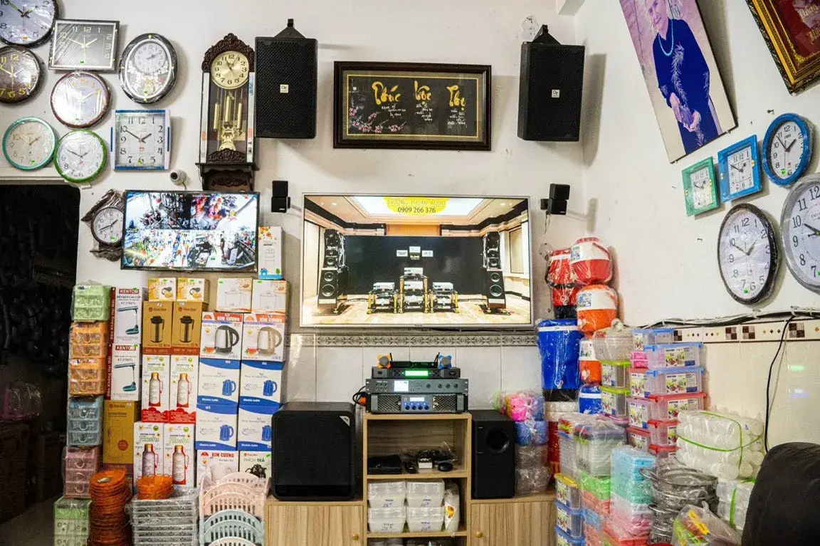 Mặt trước của Dàn karaoke DT TT182