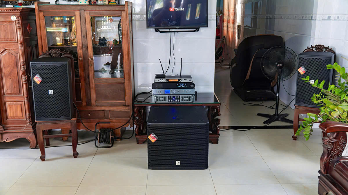 Dàn karaoke DT TT468: (DT D2000, Vatasa T900 New, Vatasa V8 Pro, Vatasa VA-4600, DT Delta115, Vatasa P9 Limited) tại nhà anh Hiền