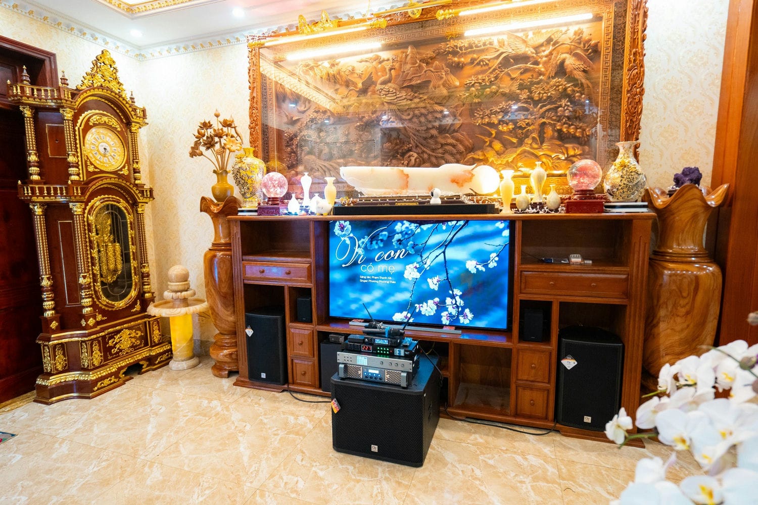 Mặt trước của Dàn karaoke DT TT298