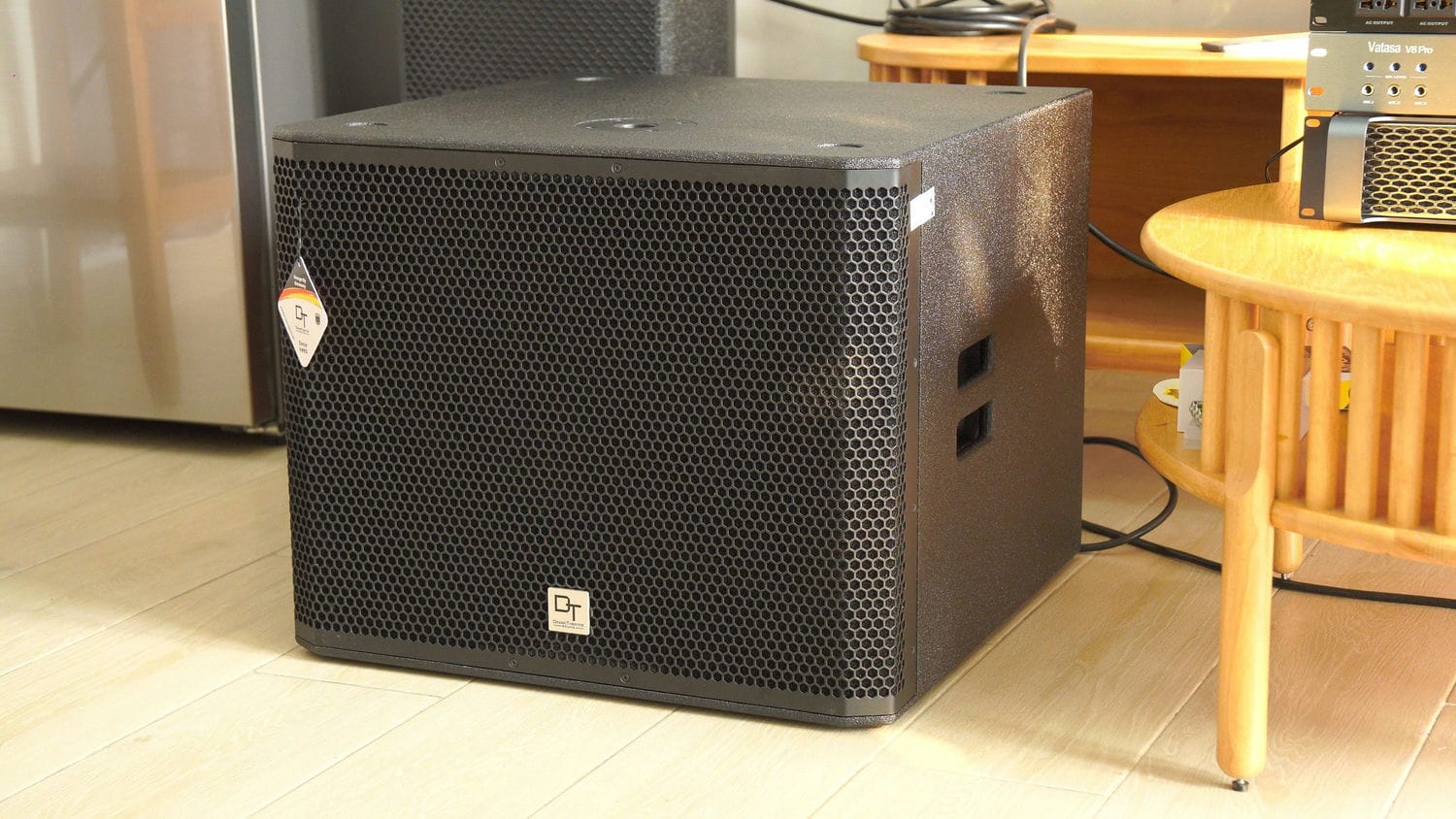 Ảnh sản phẩm Dàn karaoke DT TT295: (DT D2000, Vatasa T900 New, Vatasa V8Pro, DT Lion408, DT Delta115, Vatasa P9 Limited, VietK 4TB, VietK 22 inch) 7