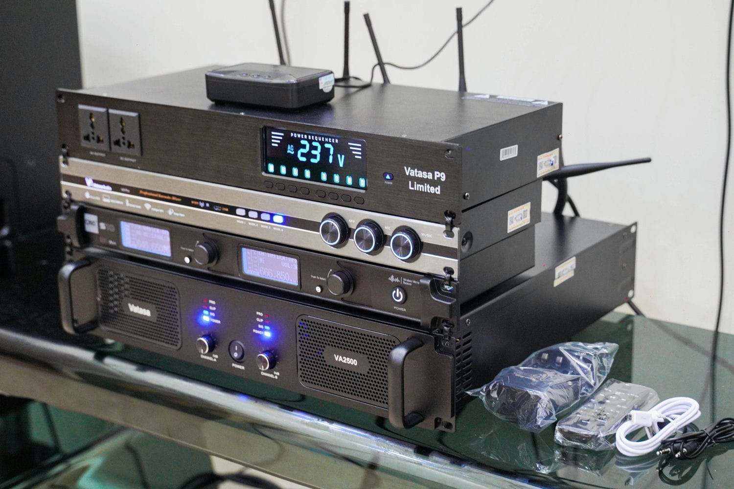 Ảnh sản phẩm Dàn Karaoke CAVS TT284: (CAVS C12, CAVS S10, Vatasa V6 Pro, Vatasa VA-2500, CAVS SC715, Vatasa P9 Limited) 32