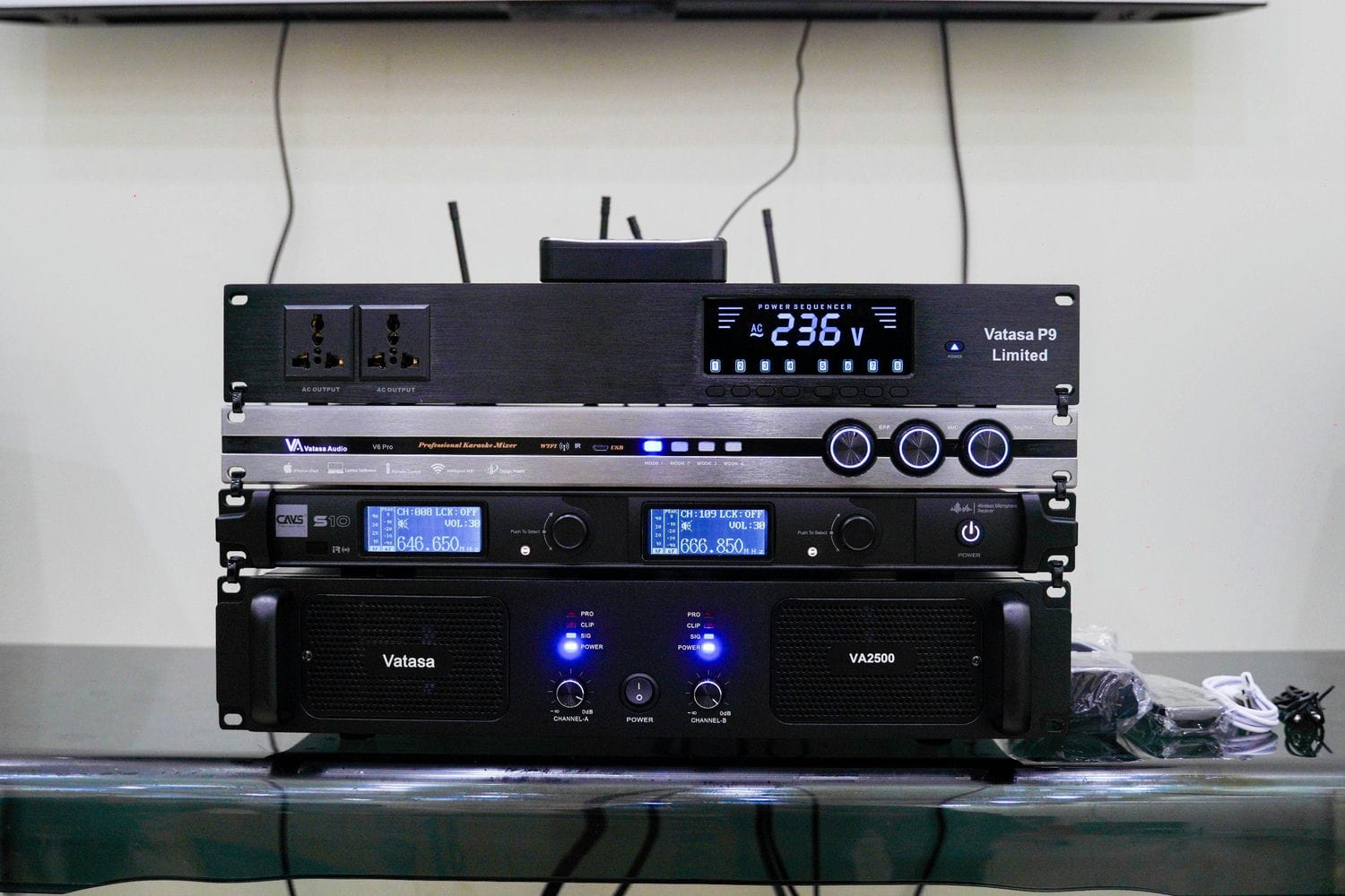 Ảnh sản phẩm Dàn Karaoke CAVS TT284: (CAVS C12, CAVS S10, Vatasa V6 Pro, Vatasa VA-2500, CAVS SC715, Vatasa P9 Limited) 3