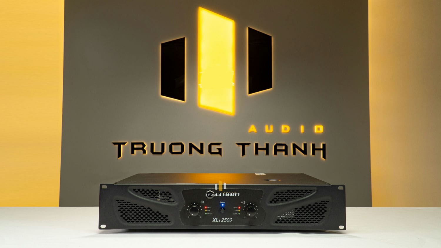 Ảnh nổi bật của sản phẩm Dàn karaoke JBL TT189: (JBL PRX 412M, JBL VM300, JBL KX180A, Crown XLi 2500, JBL Pasion 12SP) 4