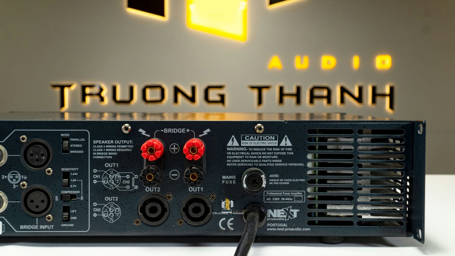 Ảnh sản phẩm Cục đẩy công suất Next Proaudio MA3200 9