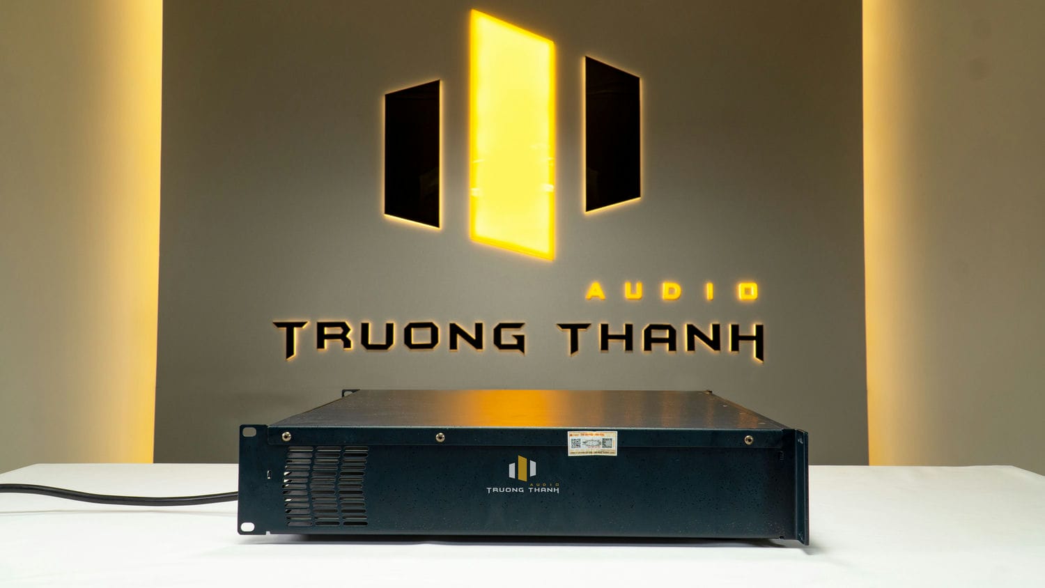 Ảnh nổi bật của sản phẩm Cục đẩy công suất Next Proaudio MA3200 3