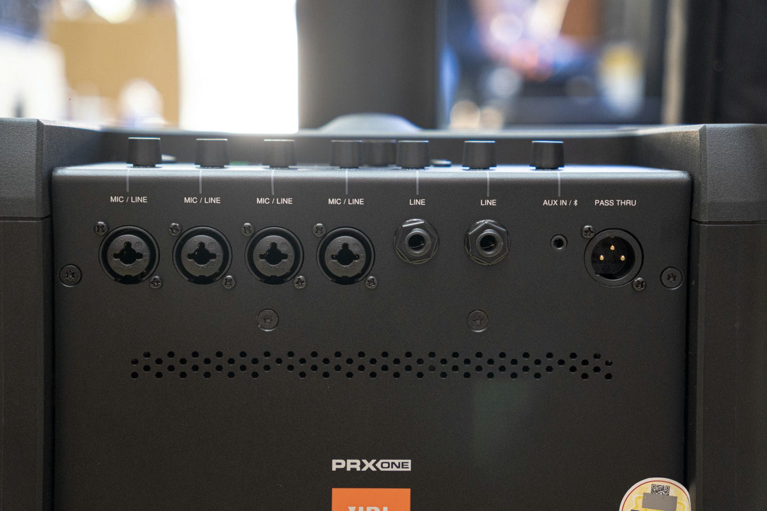 Ảnh sản phẩm Loa JBL PRX One (Loa bluetooth biểu diễn) 15