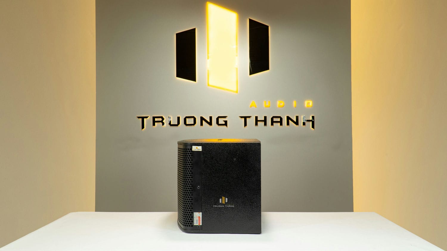 Ảnh nổi bật của sản phẩm Loa karaoke CAVS LF710 6