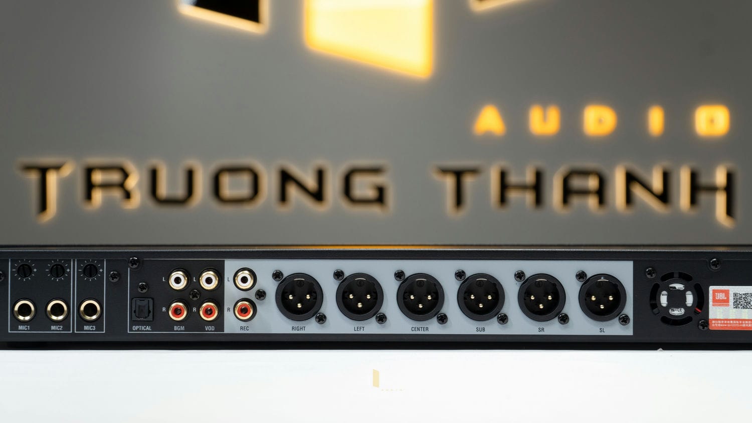 Ảnh sản phẩm Vang số JBL KX180A New 14
