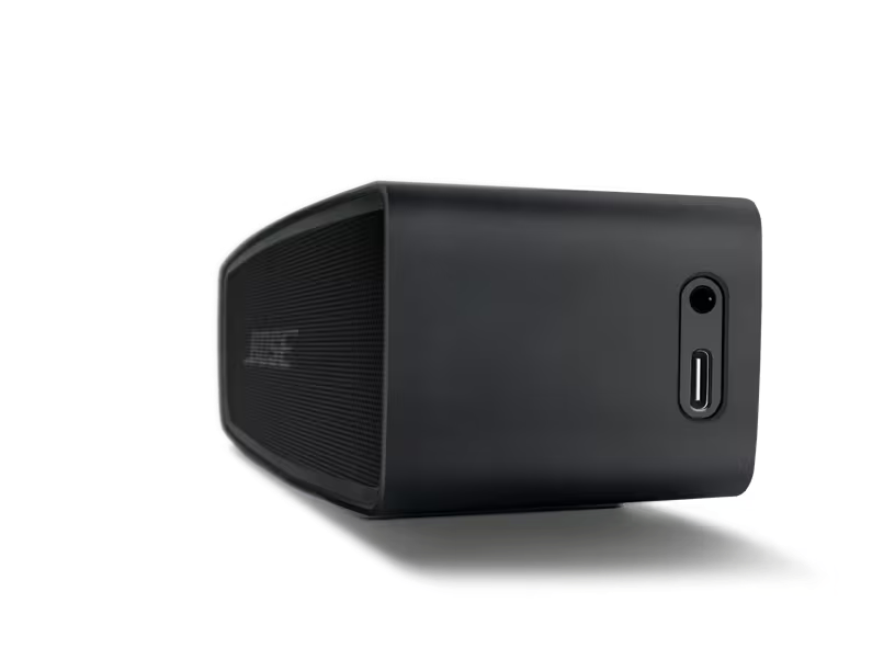 Loa Bose Soundlink Mini II cổng cắm sạc