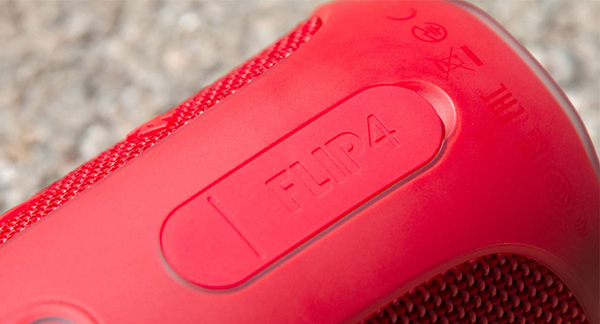 Loa JBL Flip 4 tên loa