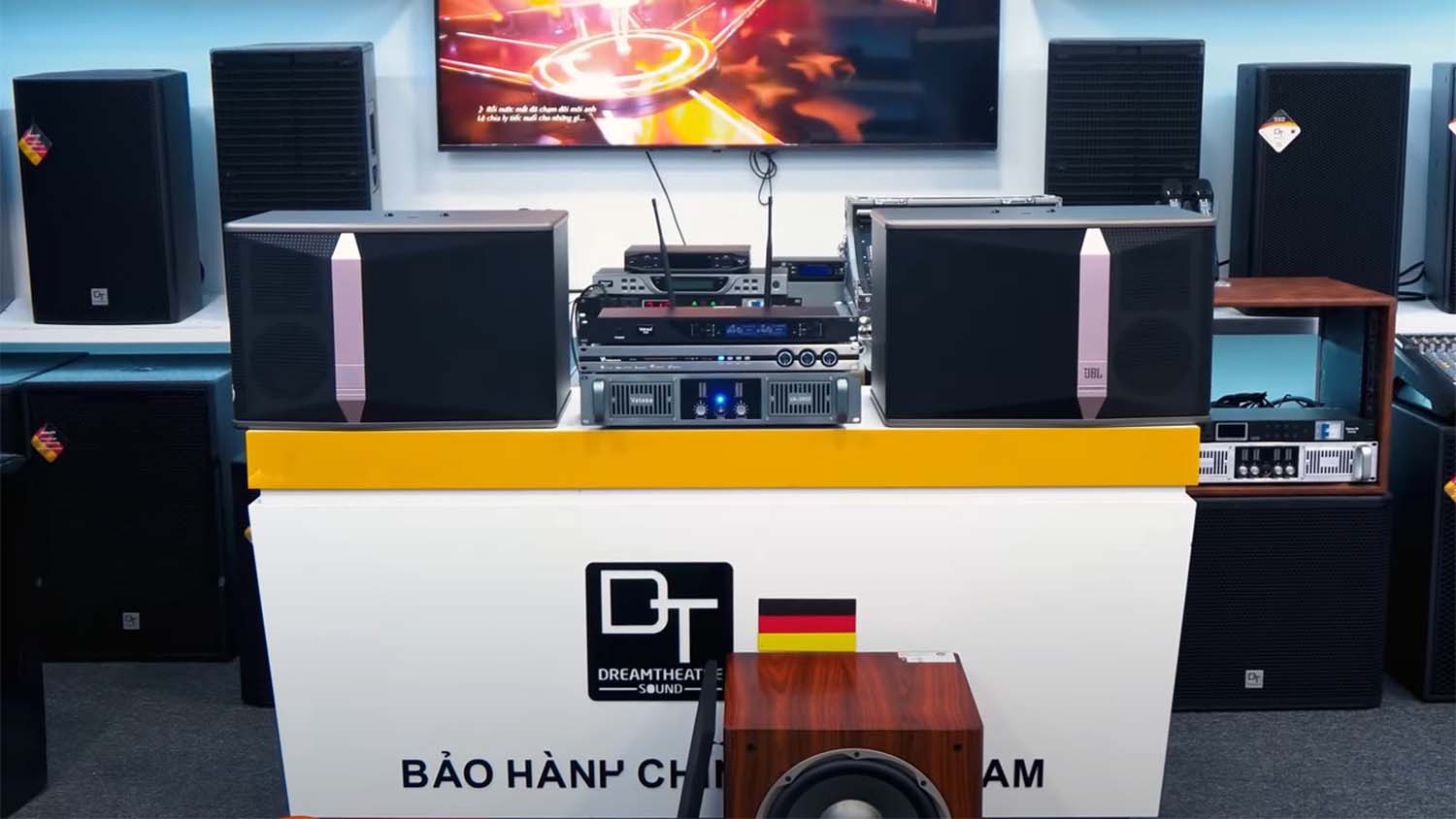 Dàn Karaoke JBL KI 512 Gia Đình Full