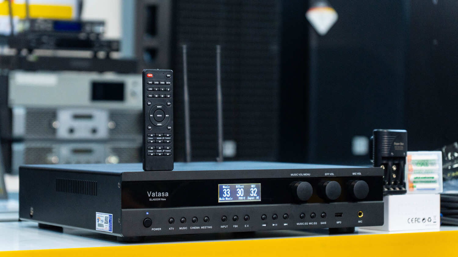 Ảnh sản phẩm Dàn karaoke Paramax TT330: (Paramax PRO V30, Vatasa Bla600 New, B&W S1500 Max) 9