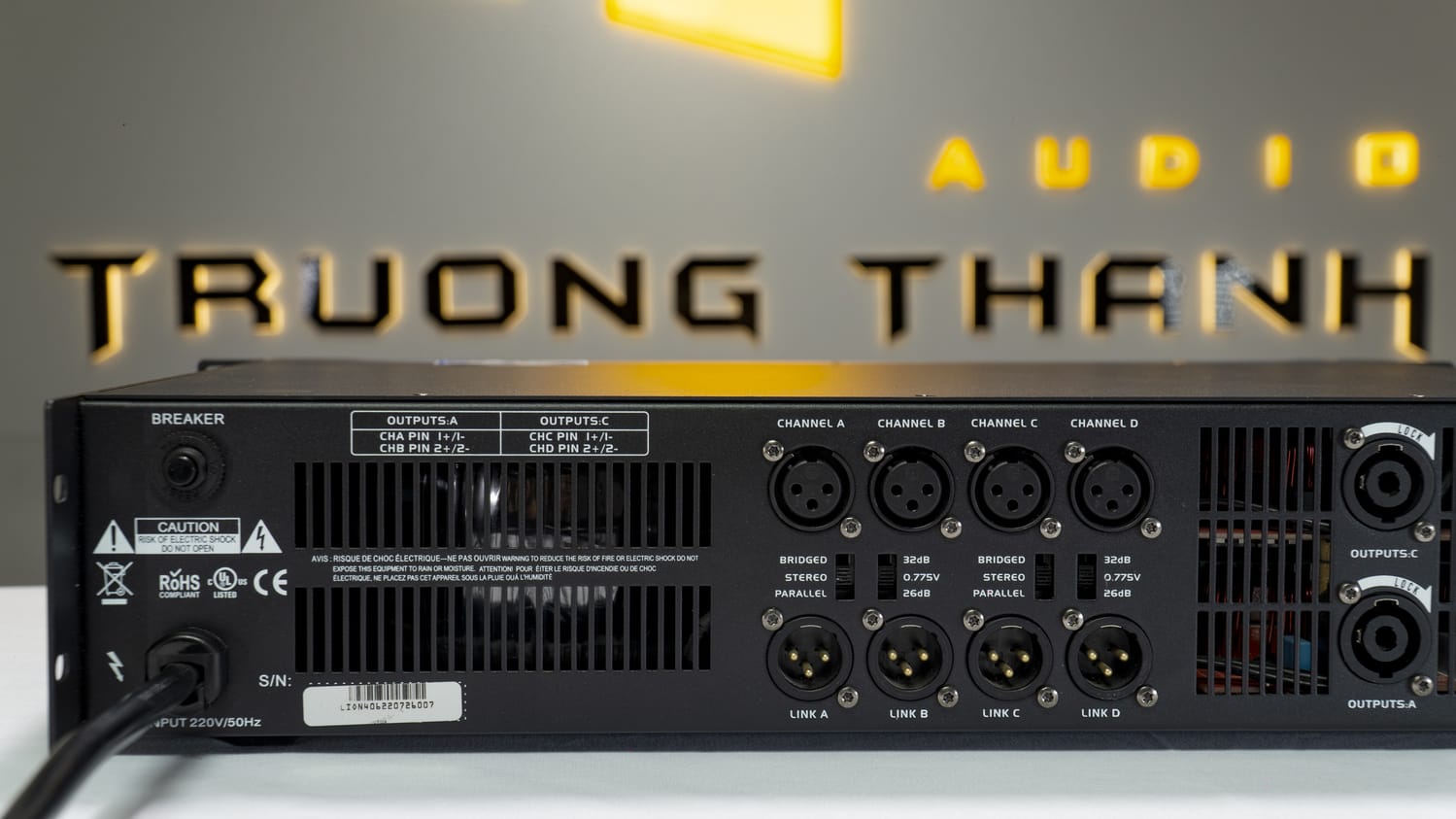 Ảnh sản phẩm Cục đẩy công suất 4 kênh DT Lion406 18