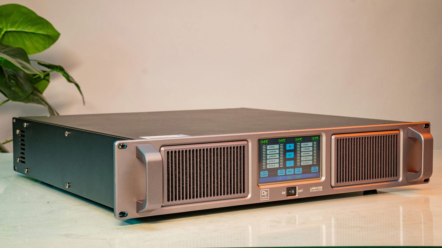 Ảnh sản phẩm Cục đẩy công suất 4 kênh DT Lion41300 23