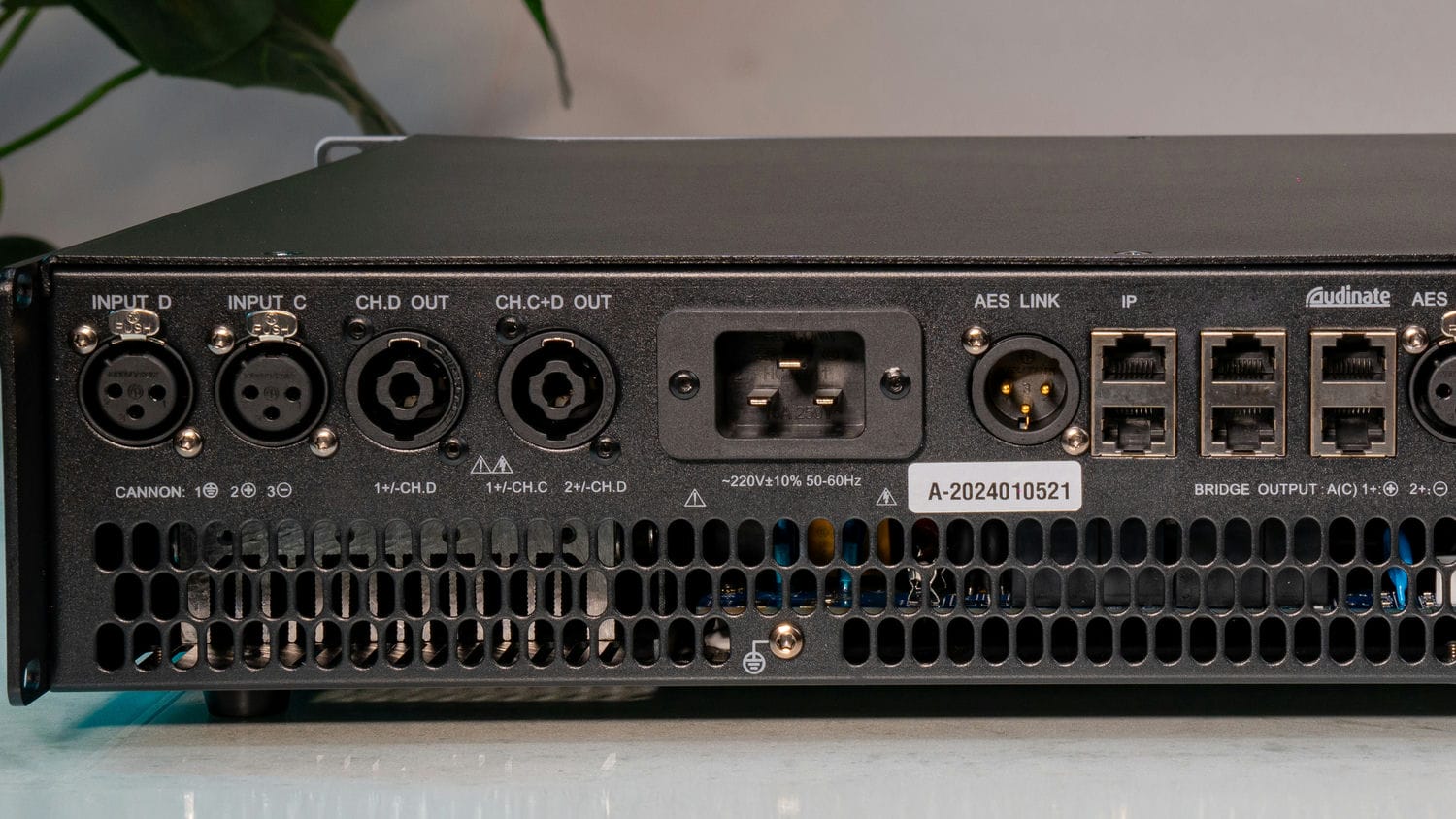 Ảnh sản phẩm Cục đẩy công suất 4 kênh DT Lion4700 14