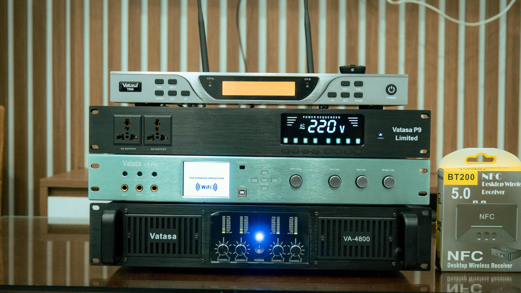 Micro, vang số, quản lý nguồn và cục đẩy công suất của Dàn karaoke DT TT381