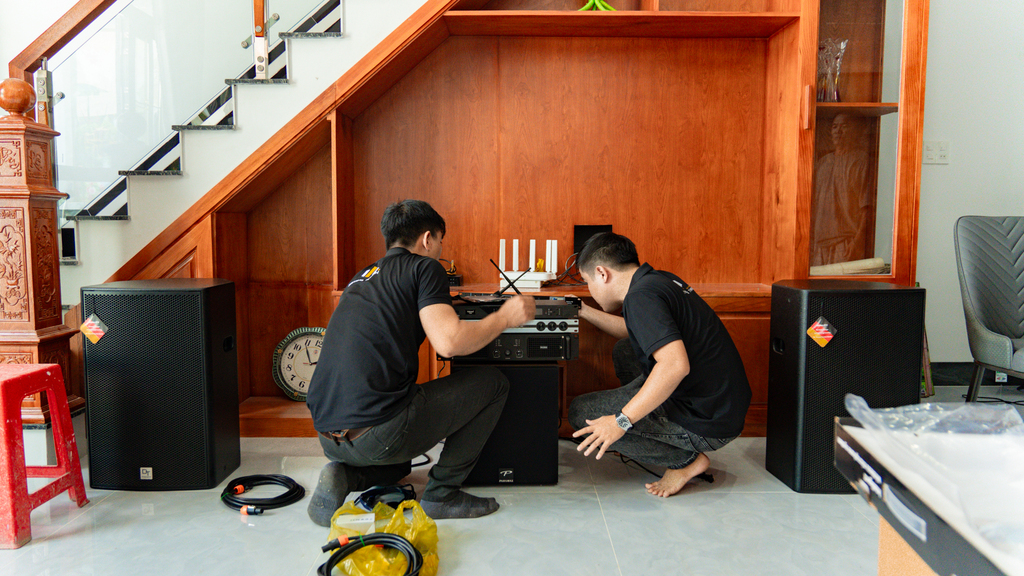 Ảnh sản phẩm Dàn Karaoke DT TT397: (DT Delta 15, Vatasa T500, Vatasa V6 Pro, Vatasa VA-2800, Paramax SUB-E30, Vatasa P9 Luxury) 27