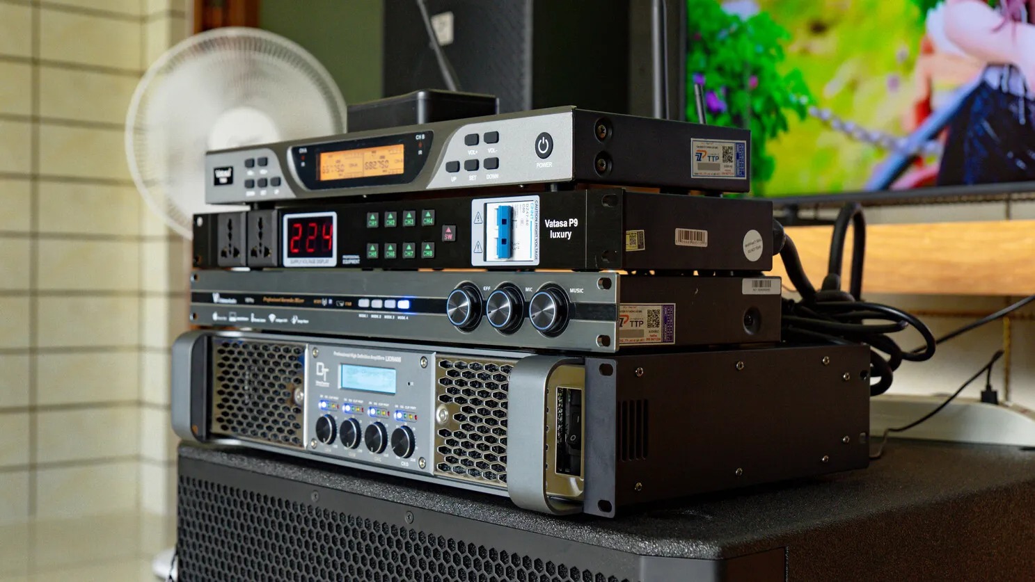 Ảnh sản phẩm Dàn karaoke DT TT186: (DT D2000, Vatasa T900 New, Vatasa V6 Pro, DT Lion406, DT Delta115, Vatasa P9 Luxury) 12