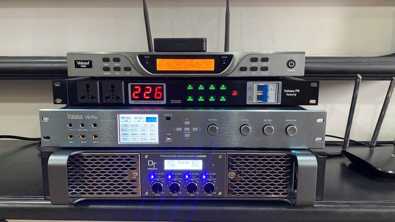 Micro, quản lý nguồn, vang số và cục đẩy của Dàn Karaoke DT TT359