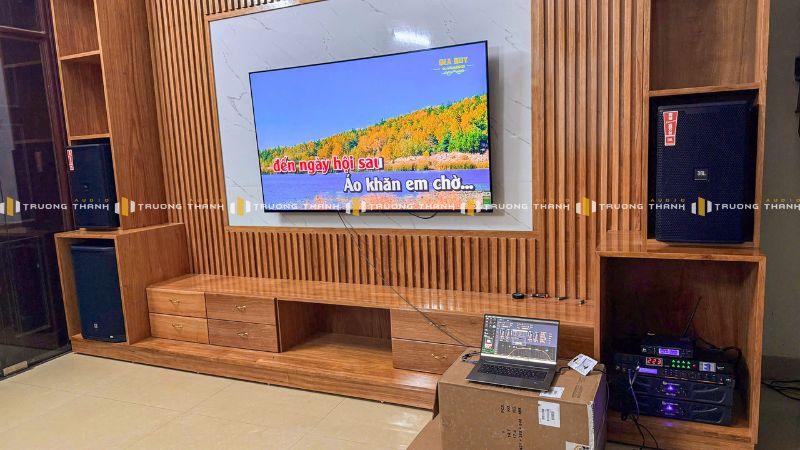 Dàn karaoke JBL TT437: (JBL KP6012, JBL VM300, JBL VX9, 2 Crown XLI2500, JBL PRX418S, Vatasa P9 Luxury)
